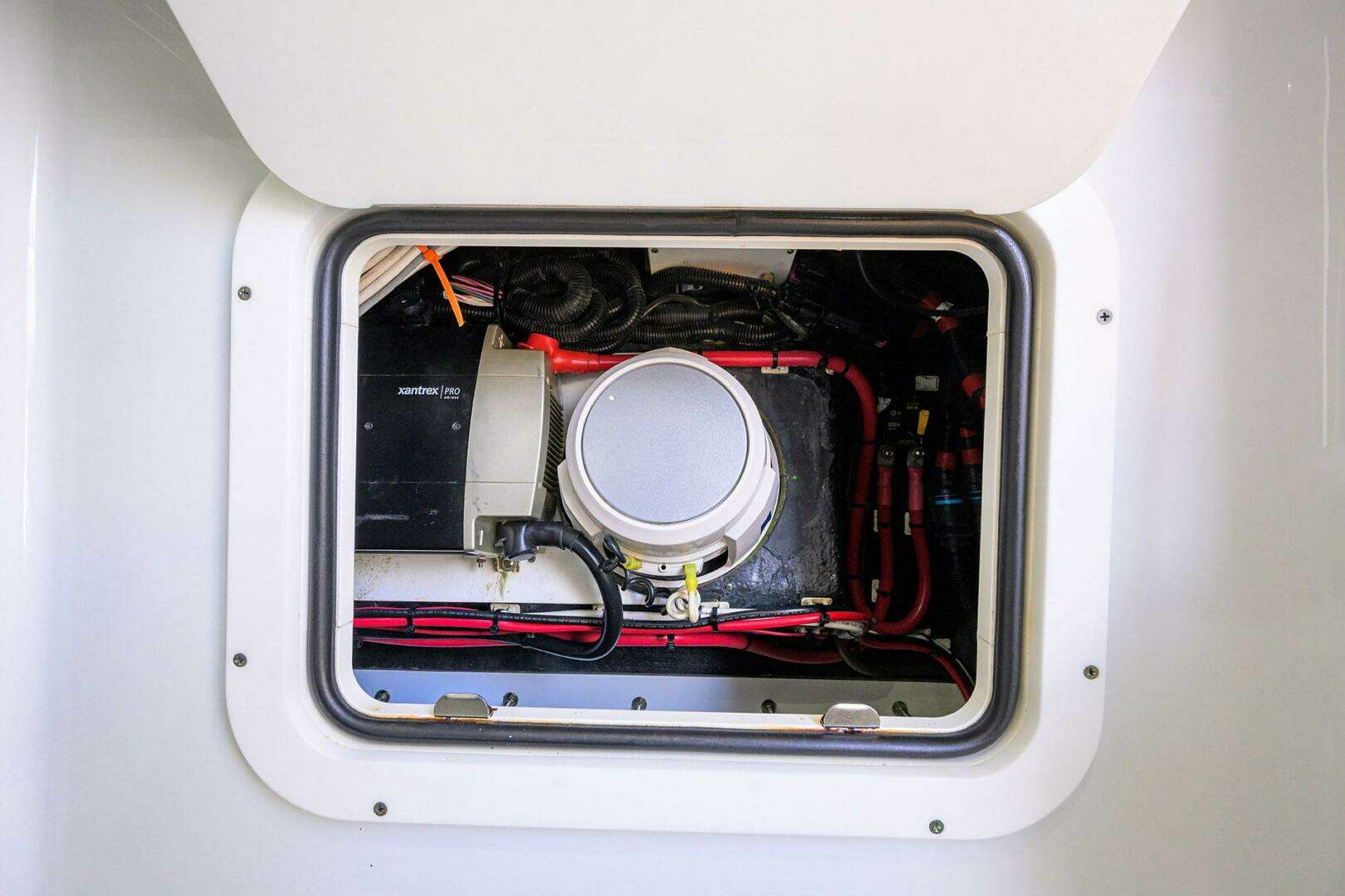 2021 Yellowfin 42 - Image 50