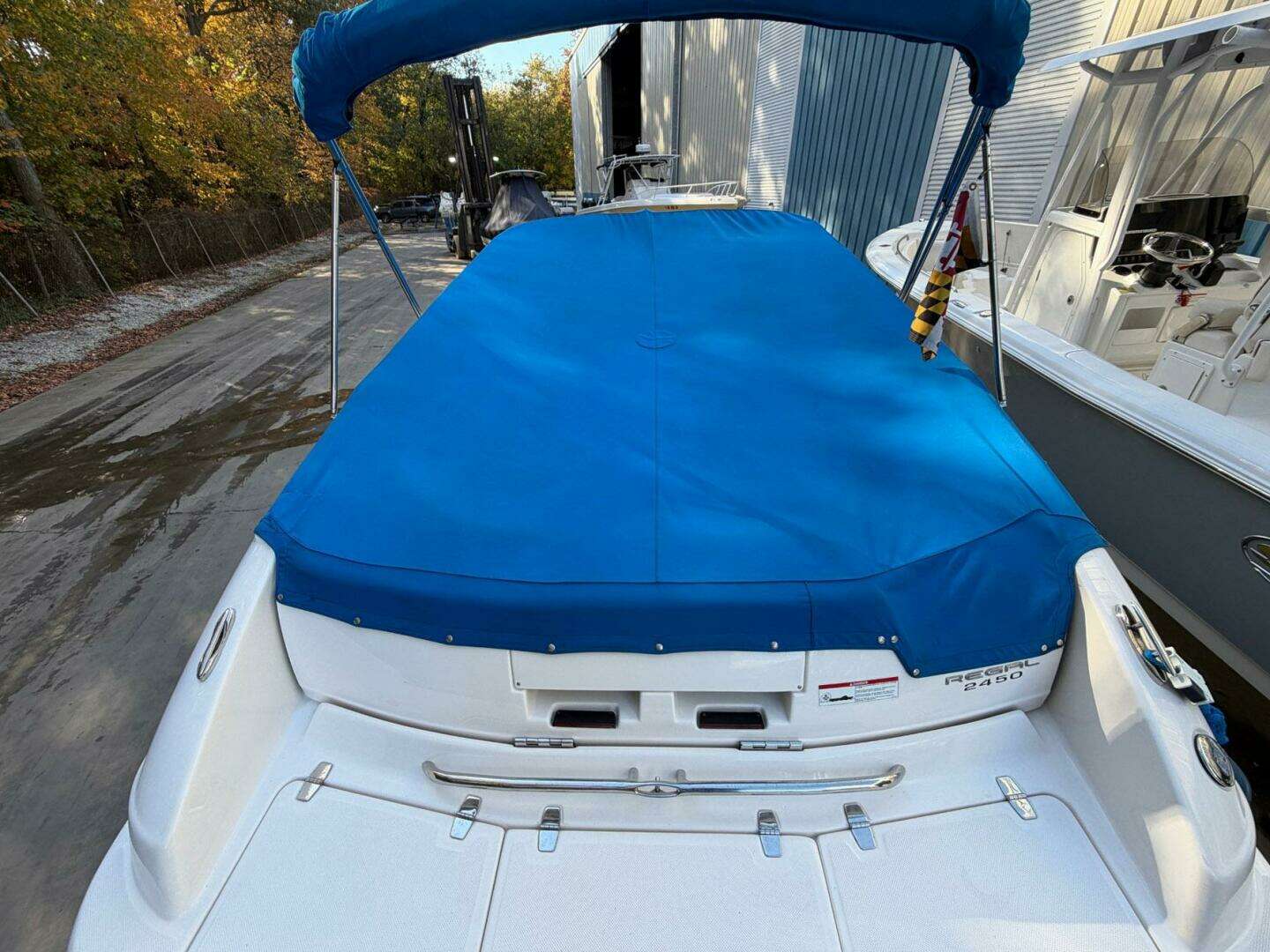 2008 Regal 2450 Cuddy - Image 4
