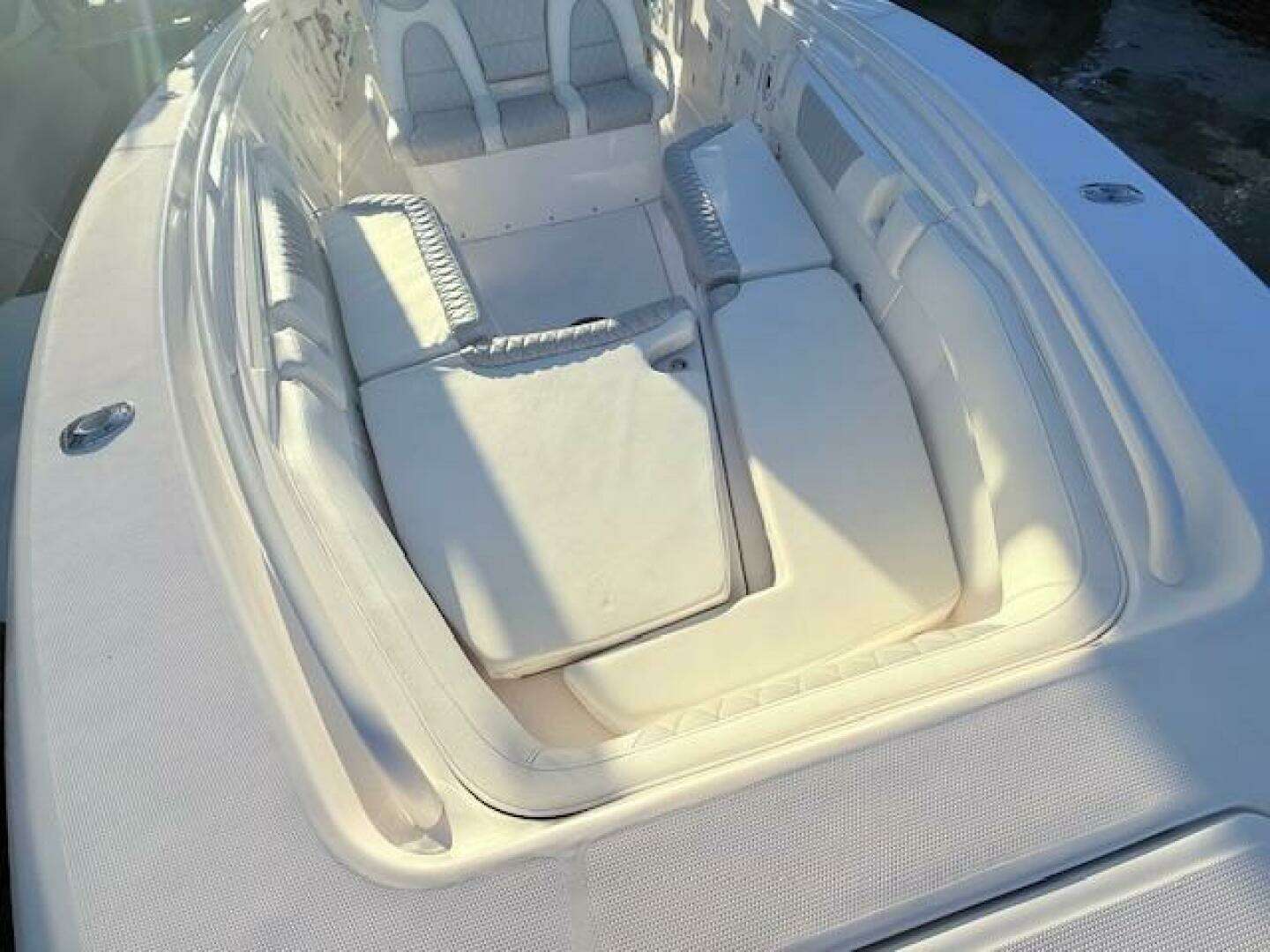 2014 Everglades 355 Center Console - Image 12