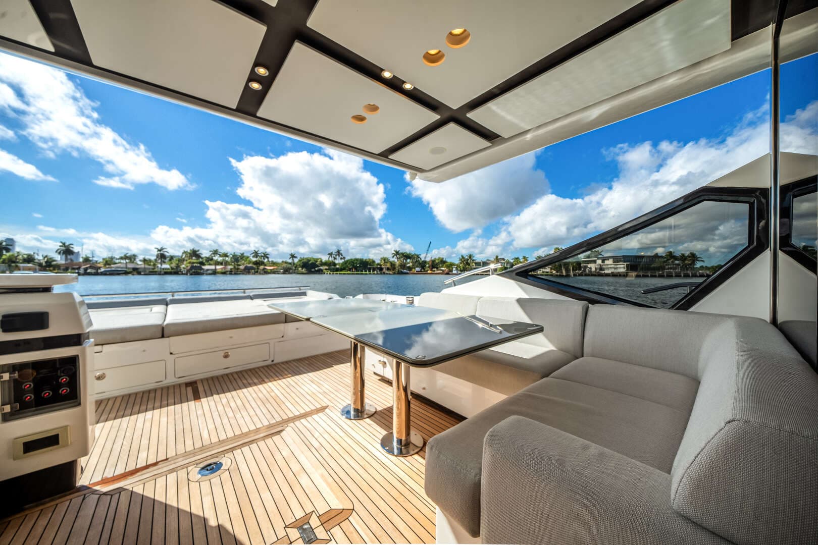 2022 Azimut S7 - Image 54