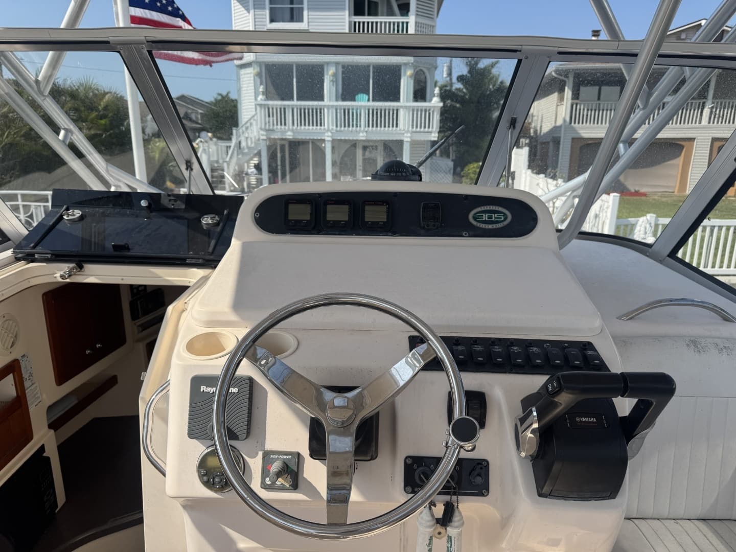2007 Grady-White 305 Express - Image 14