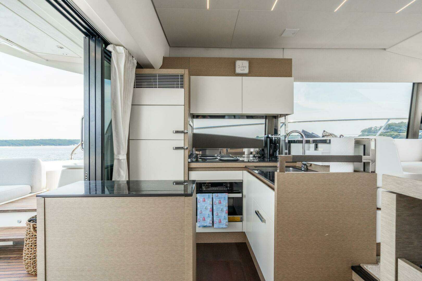 2019 Prestige — - Image 17