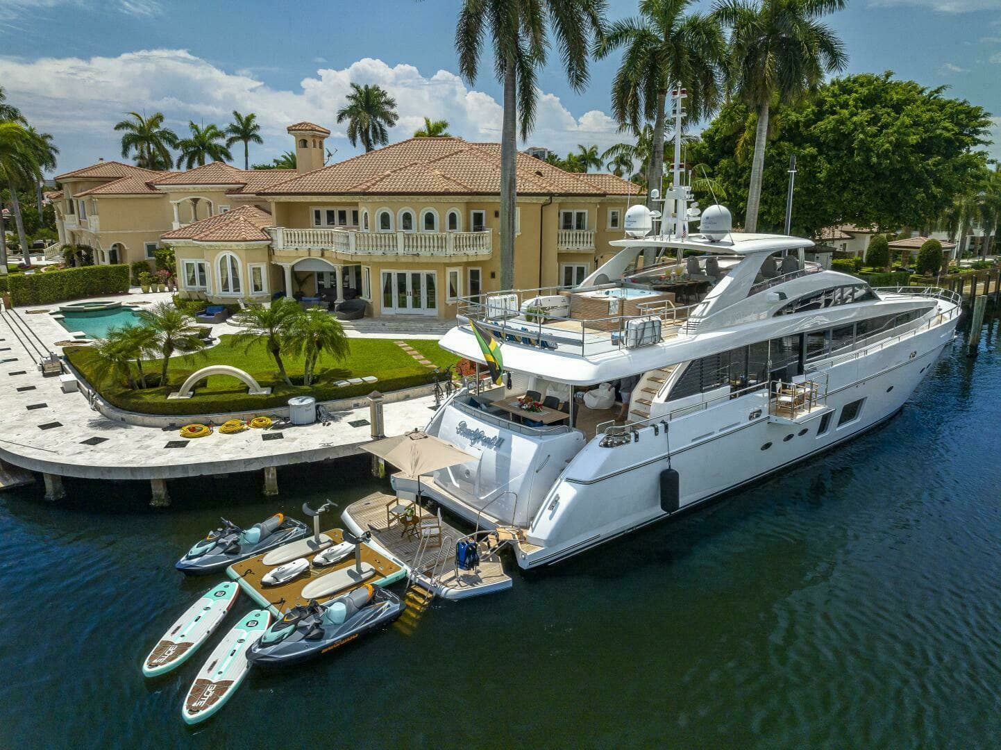 2012 Princess 32M - Image 3