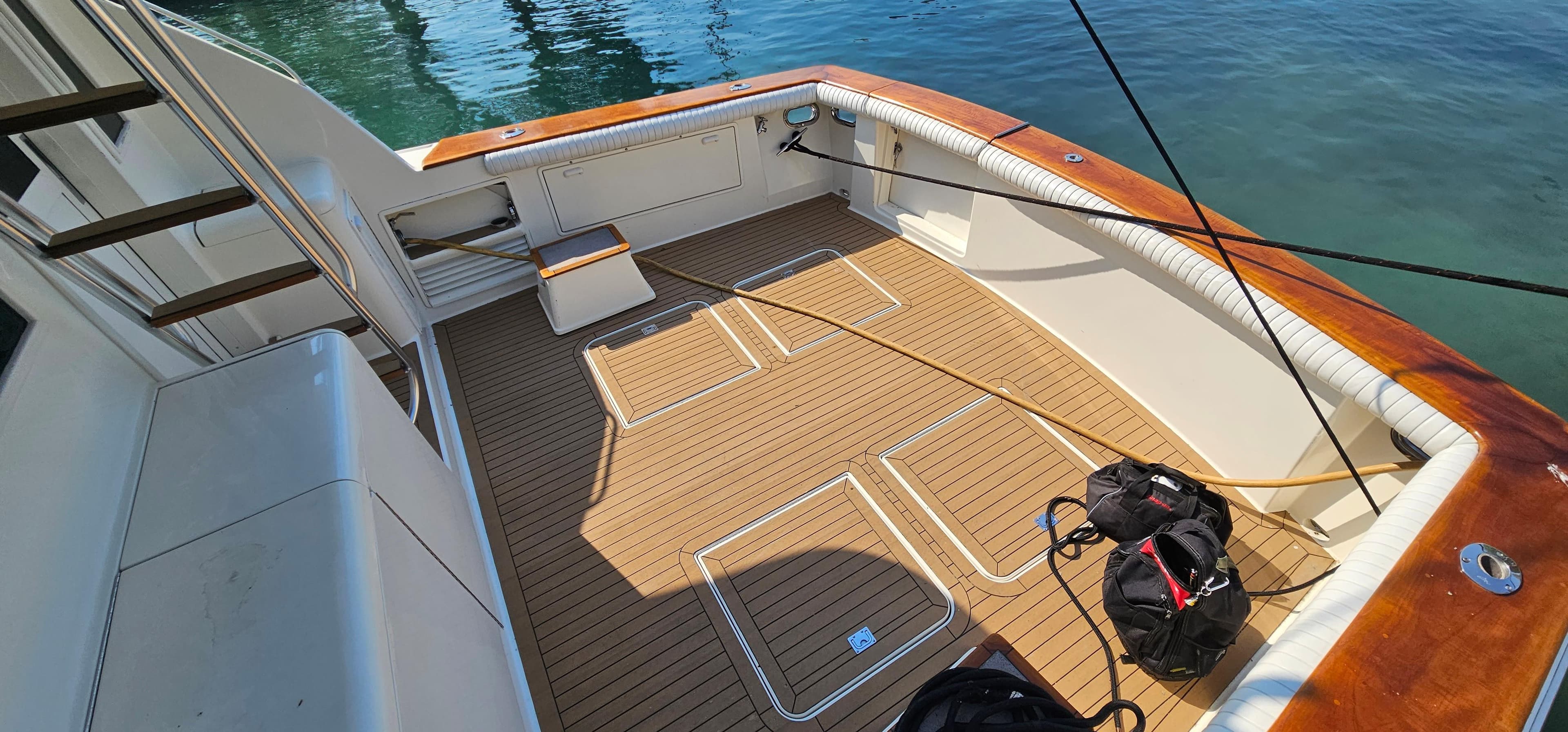 Deck of a 1997 Ocean Yachts 48 Super Sport boat.