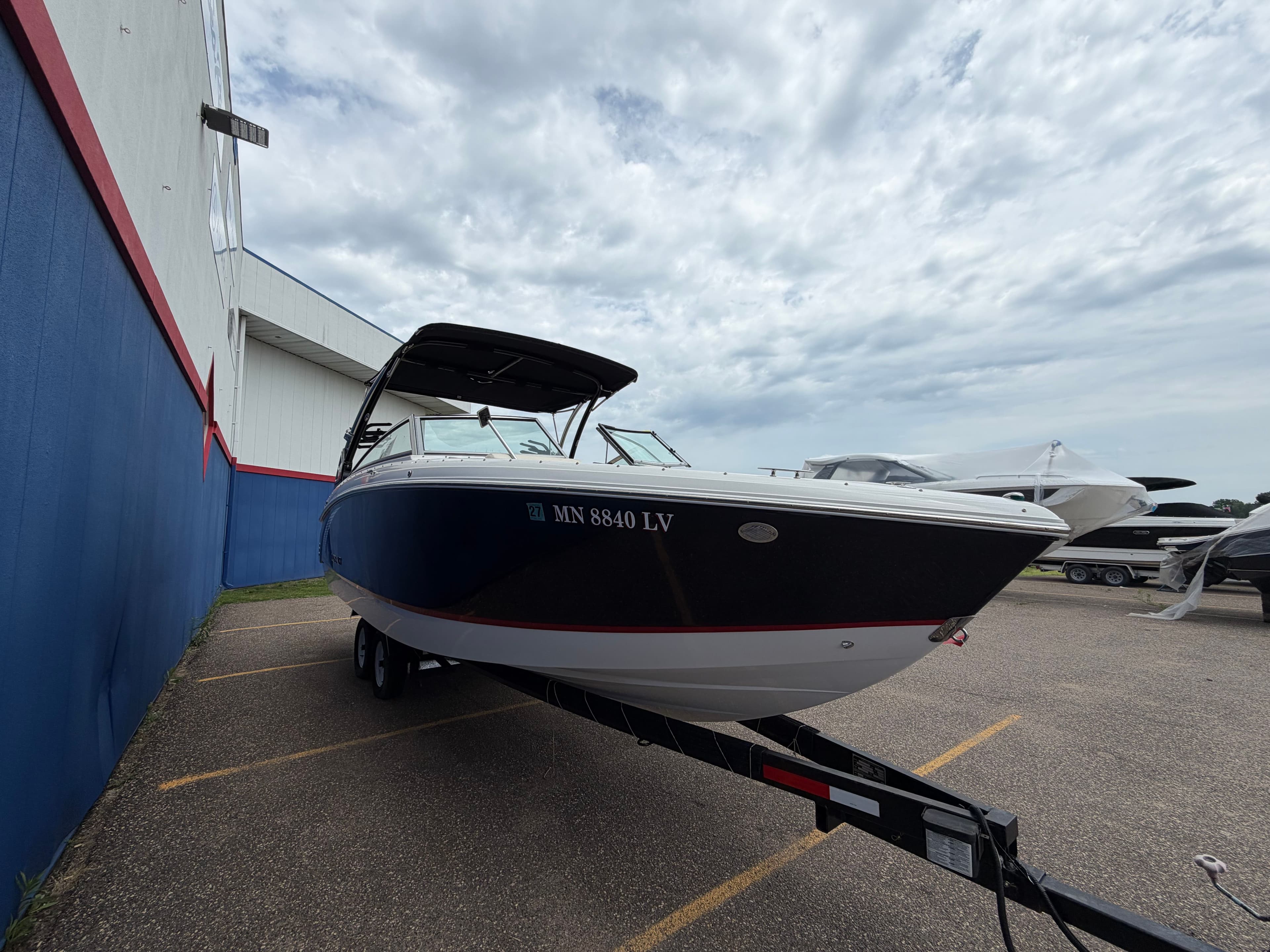 2019 Cobalt R5 Surf - 2