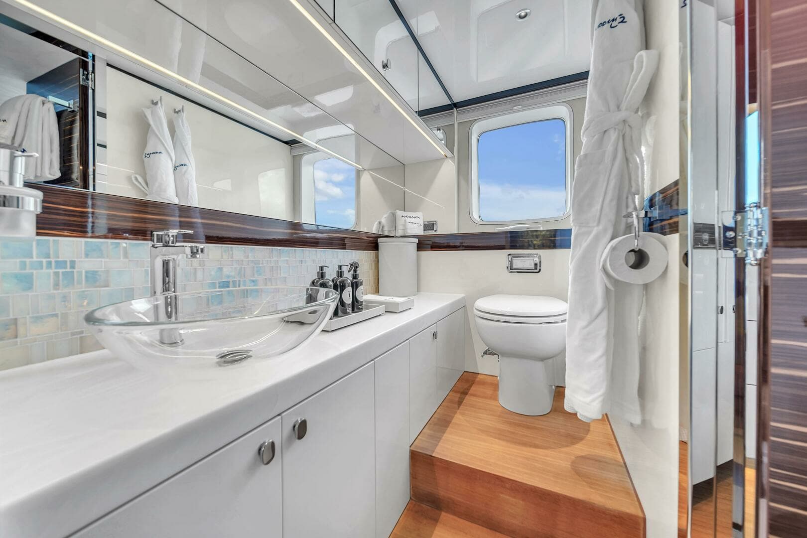 2023 Zeelander 72 - Image 28