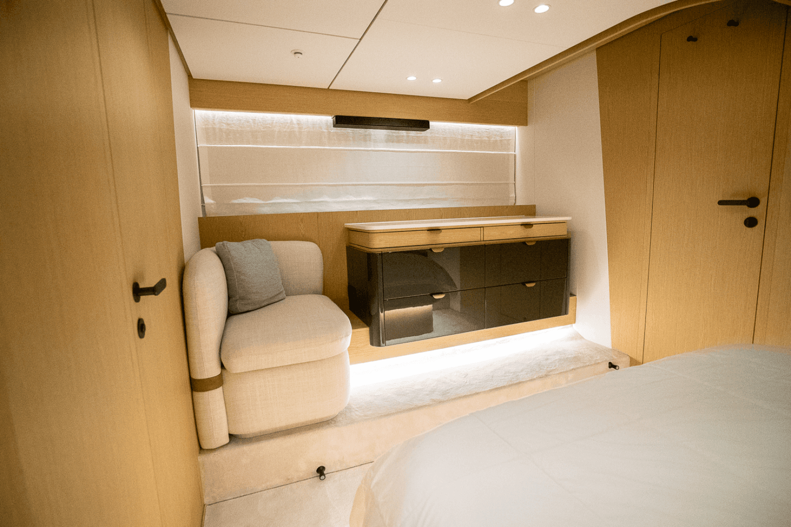 2026 Azimut Fly 62 - Image 77