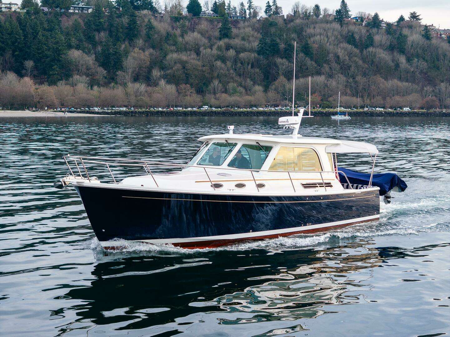 2010 Back Cove 37 - Image 2