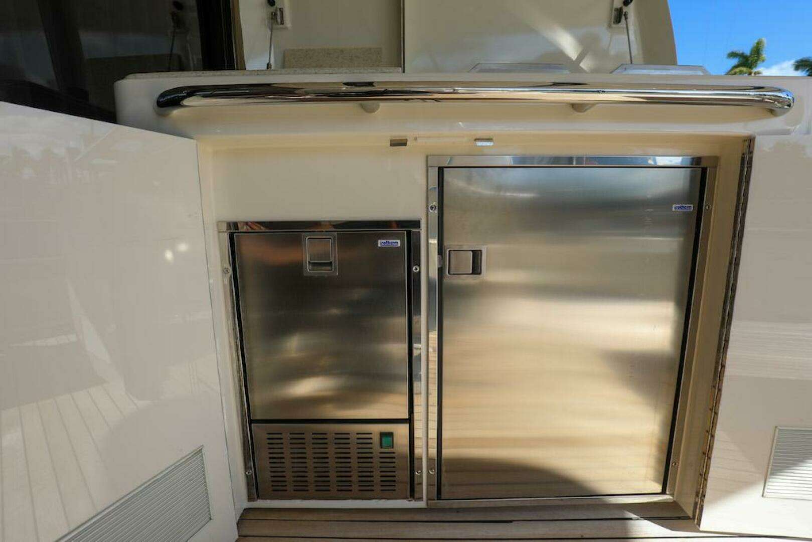 2016 Marquis 660 Sport Yacht - Image 39