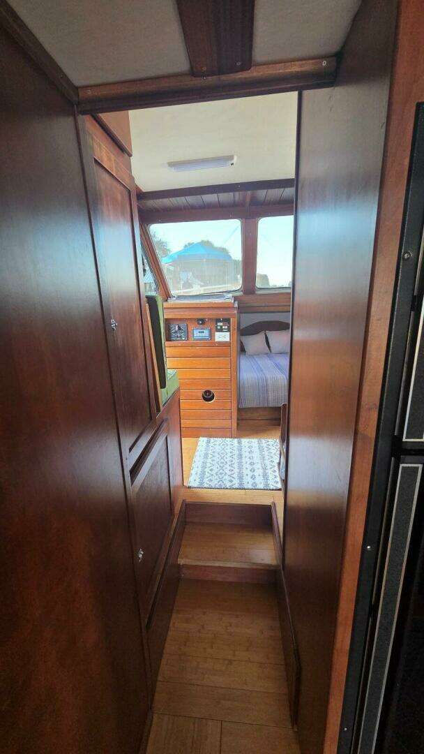 2004 Pilgrim Progress Mark II 42 - Image 16