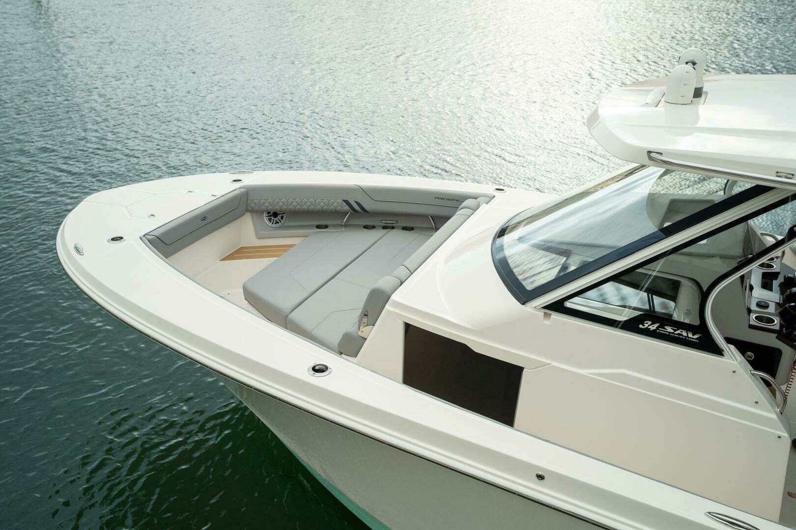 2026 Regal 34 SAV - Image 8