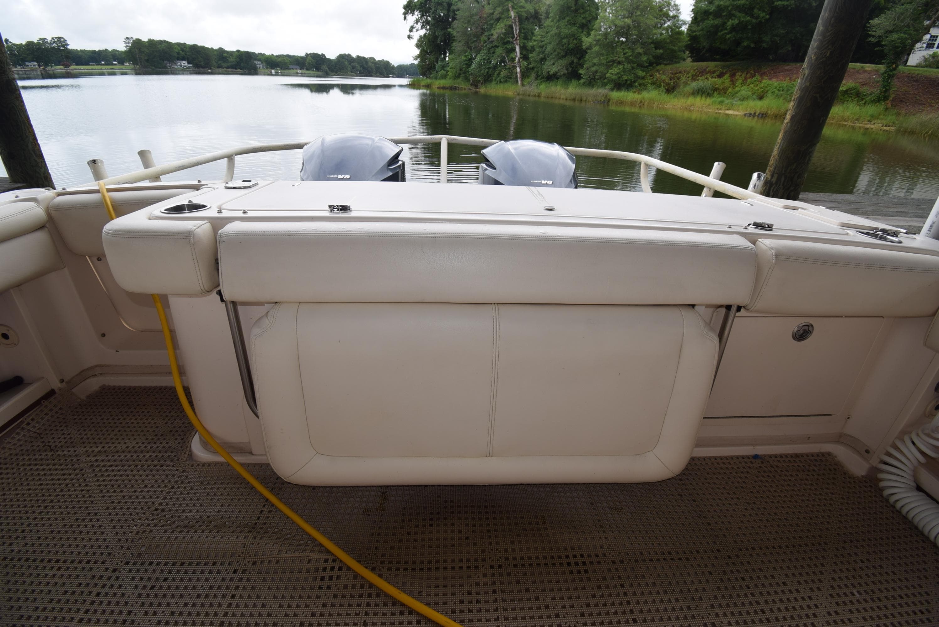 2016 Grady-White Express 330 - 73