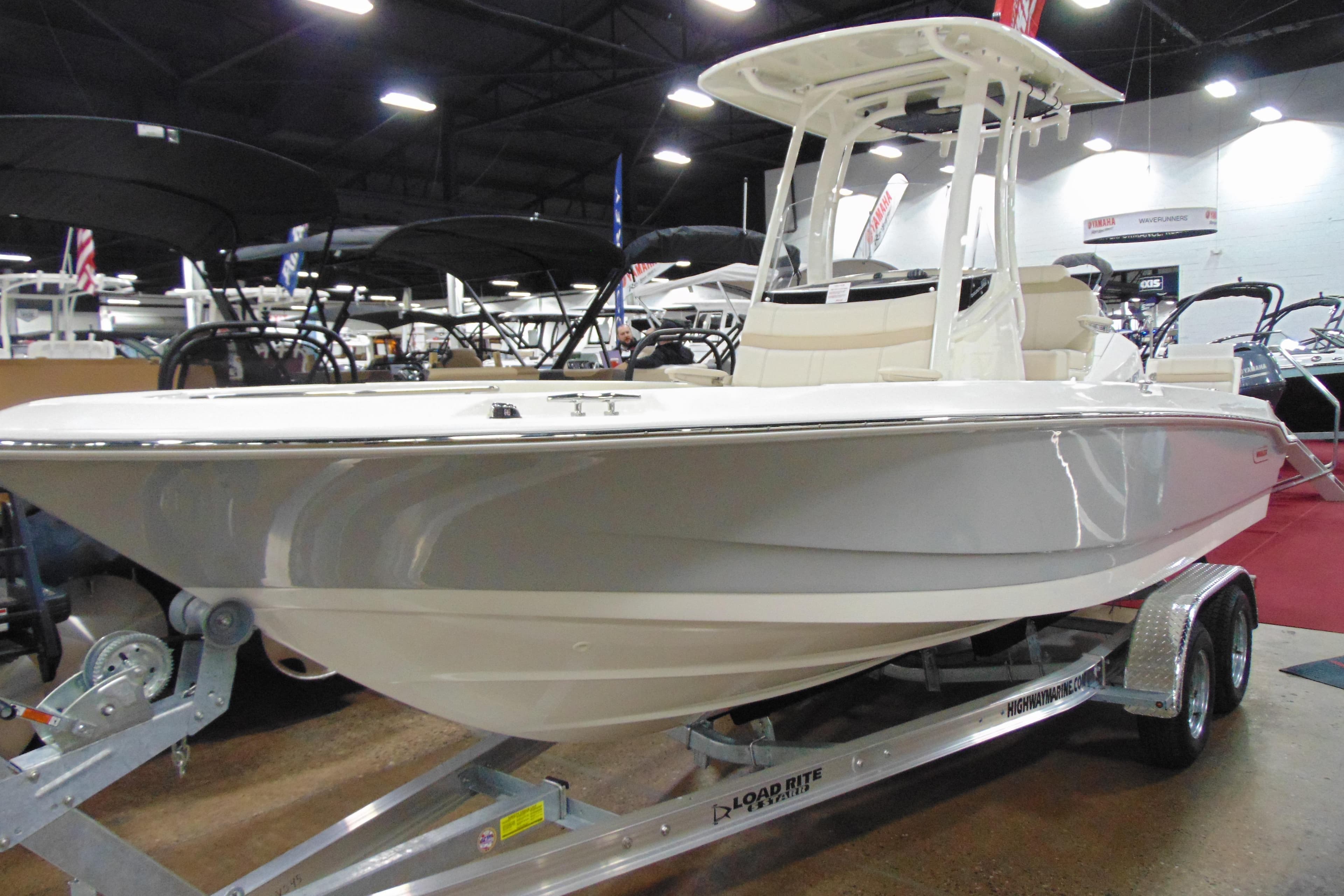 2026 Boston Whaler 220 Dauntless
