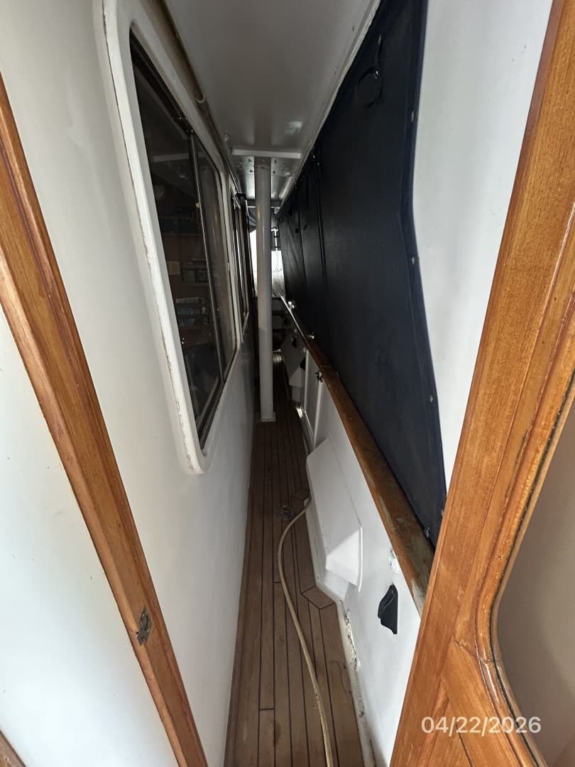 1984 DeFever Raised Pilothouse - Image 22