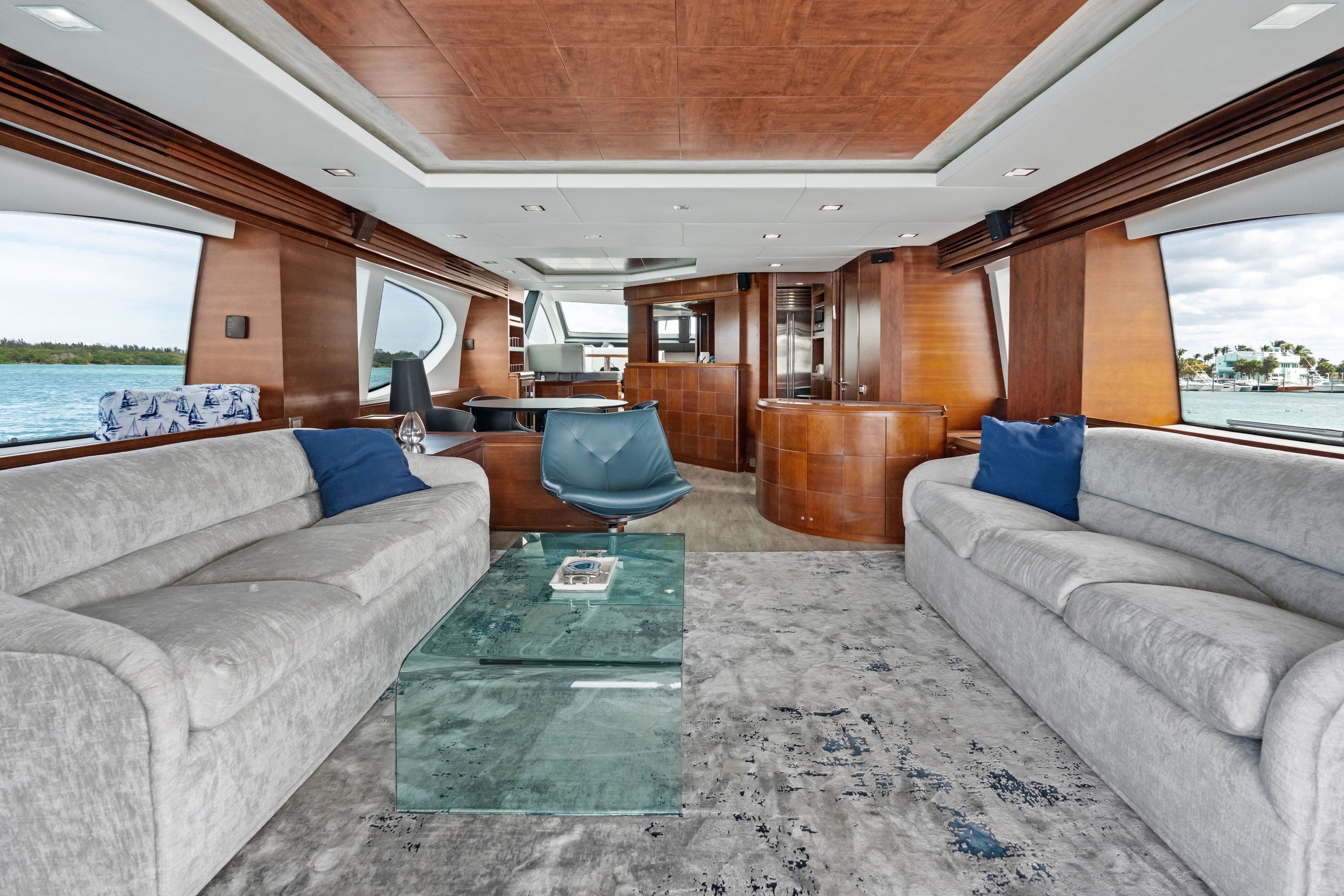 Luxurious interior of Azimut Flybridge 85 yacht, year 2009.