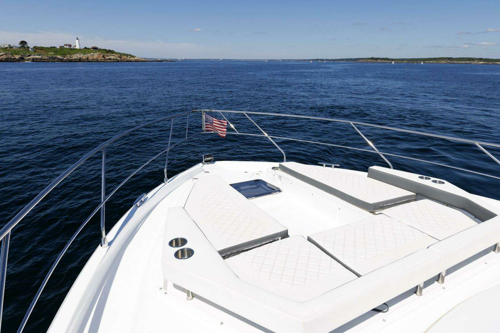 2021 Cruisers Yachts — - Image 49