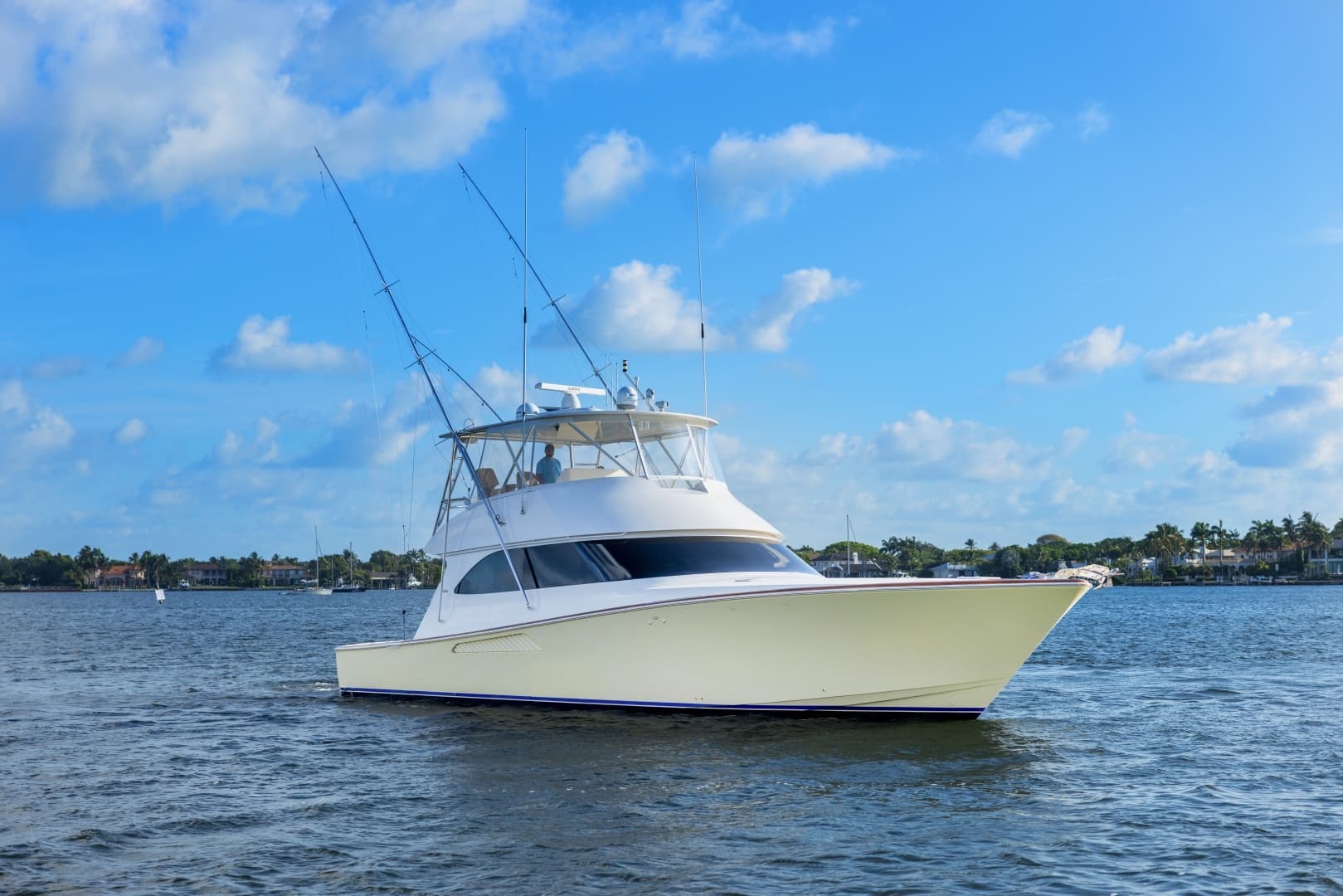 2008 Viking 60 Convertible - Image 35