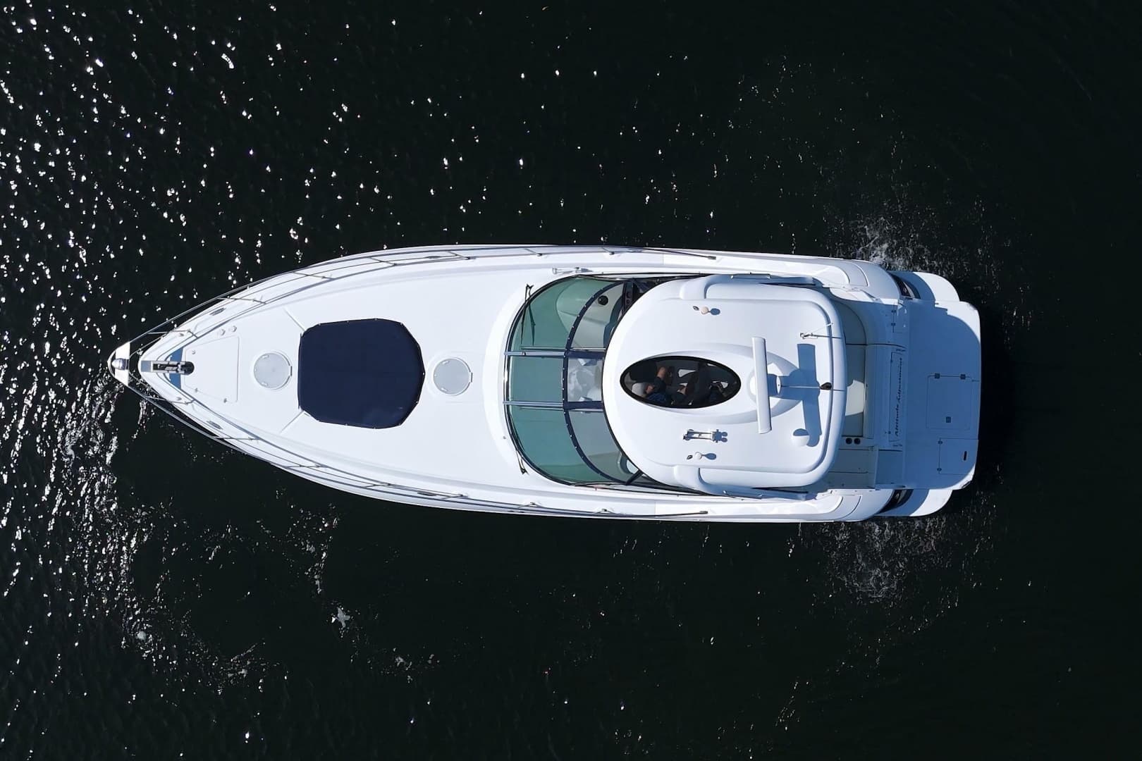 2008 Cruisers Yachts 420 Express - Image 3