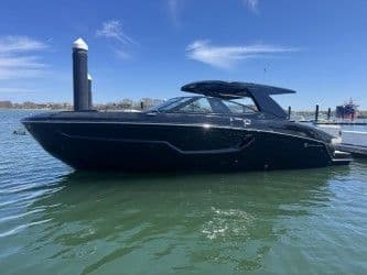 2022 Cruisers Yachts 38 GLS South Beach on the water.