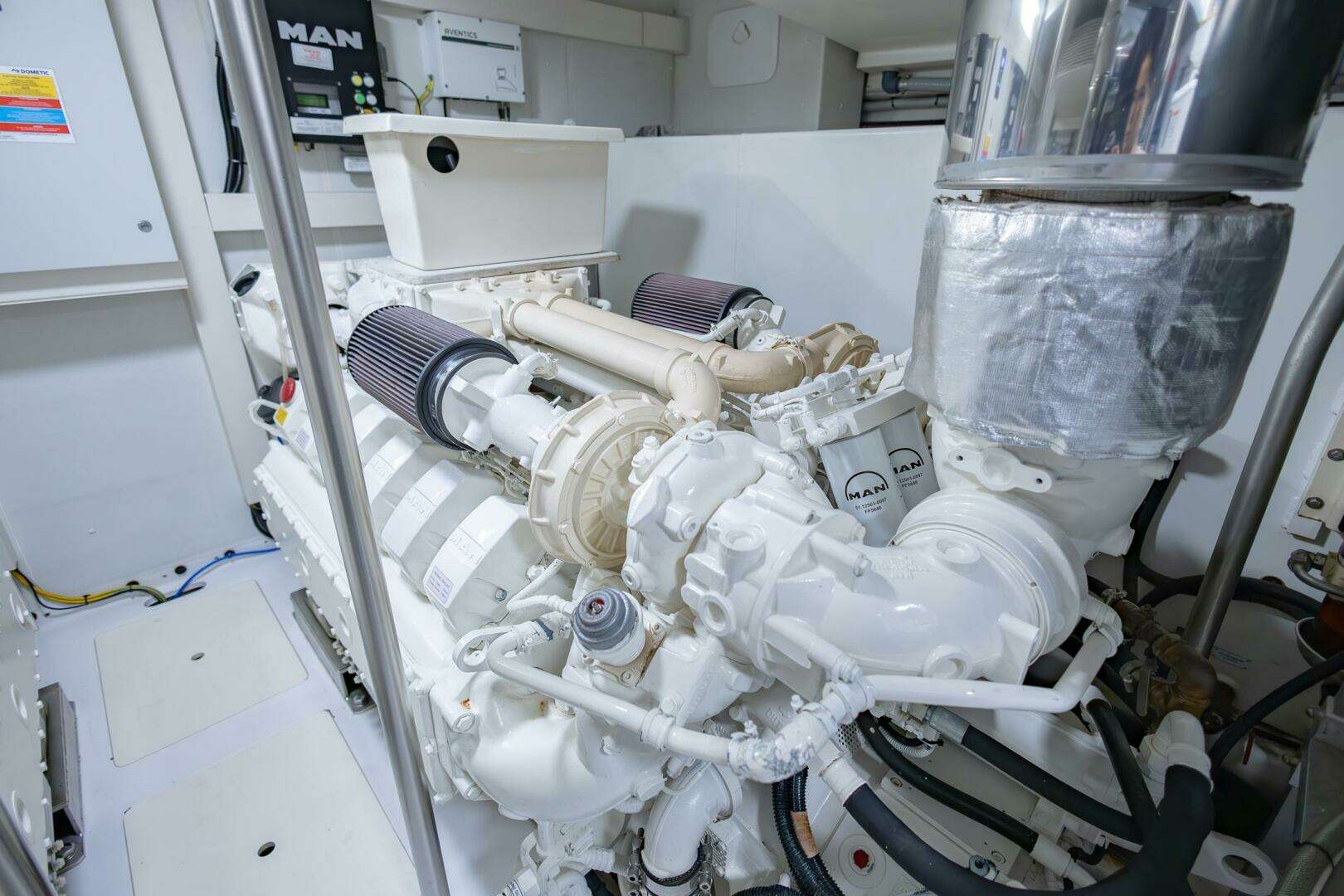 2021 Azimut Fly - Image 73