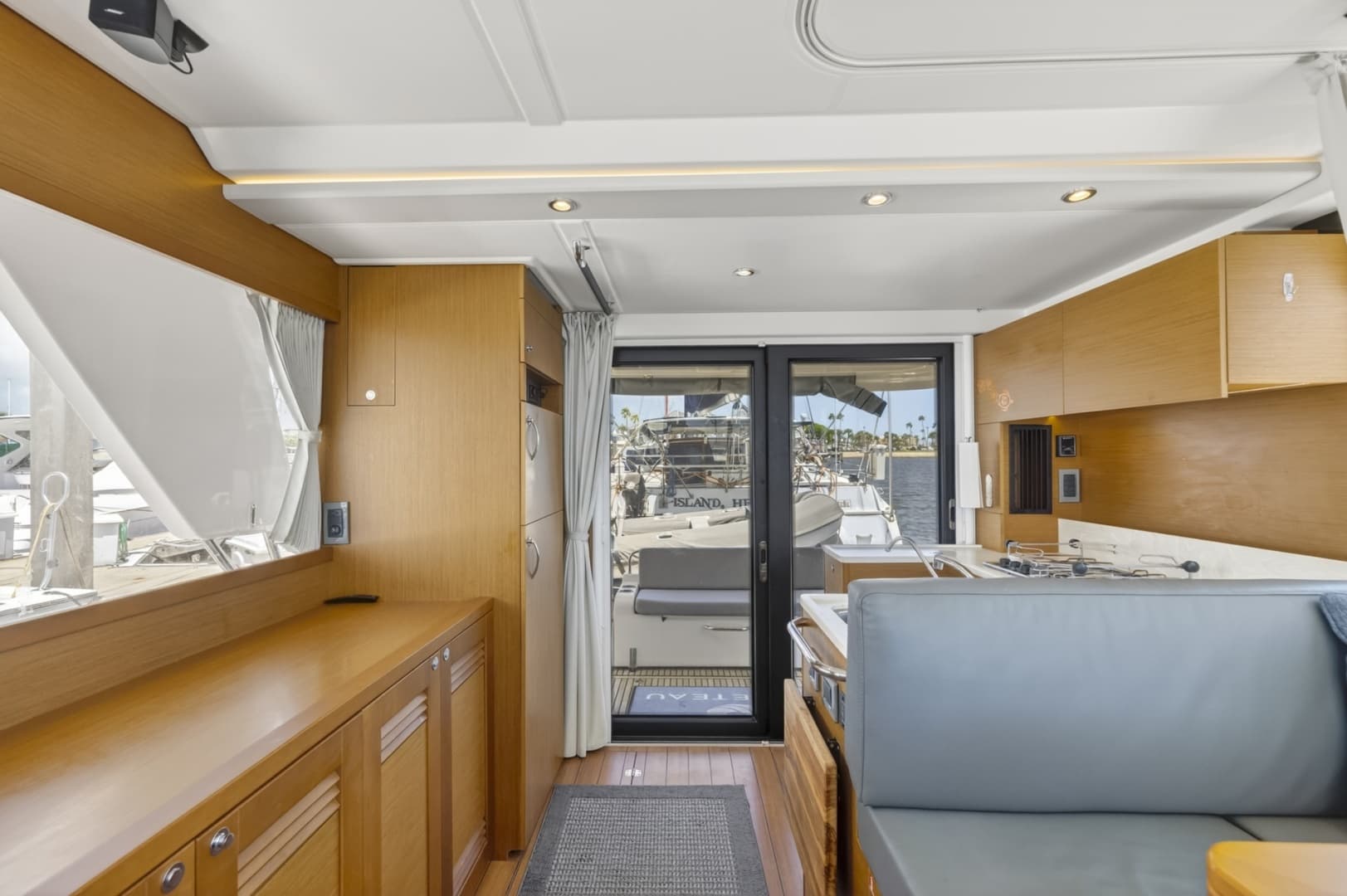 2022 Beneteau Swift Trawler 41 Fly - Image 50