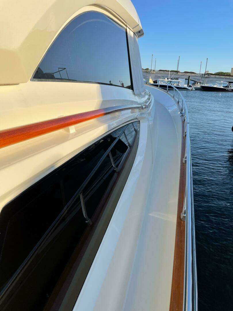 2006 Mochi Craft 74' Dolphin - Image 45