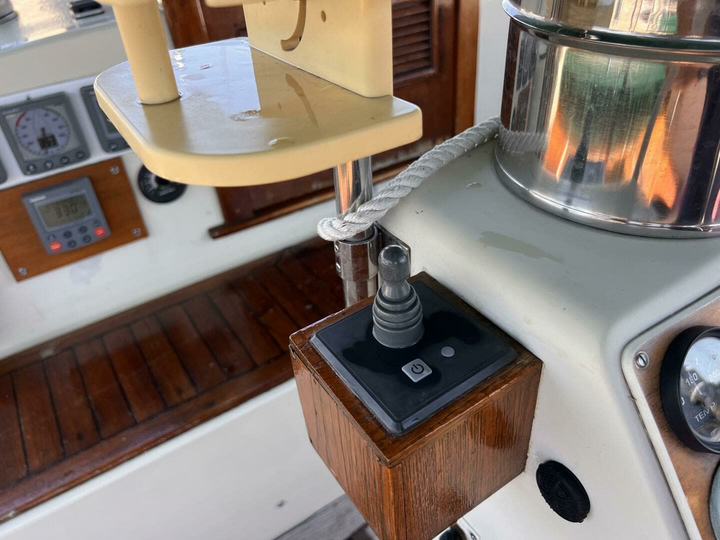 1982 Whitby Yachts — - Image 26
