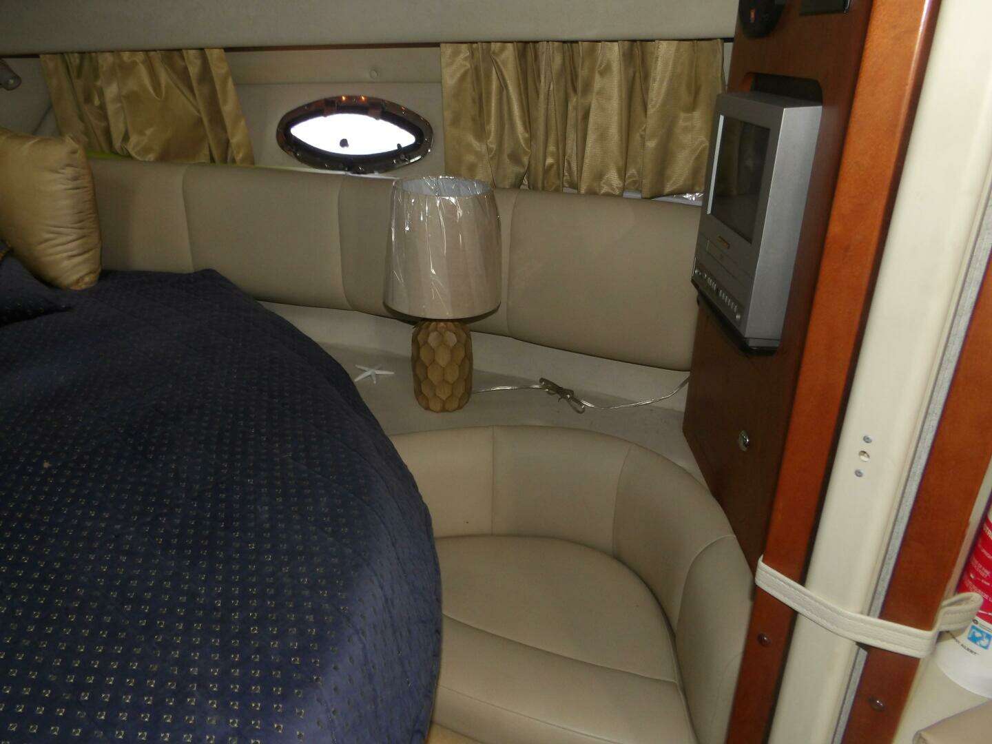 2004 Chaparral Signature 350 - Image 18