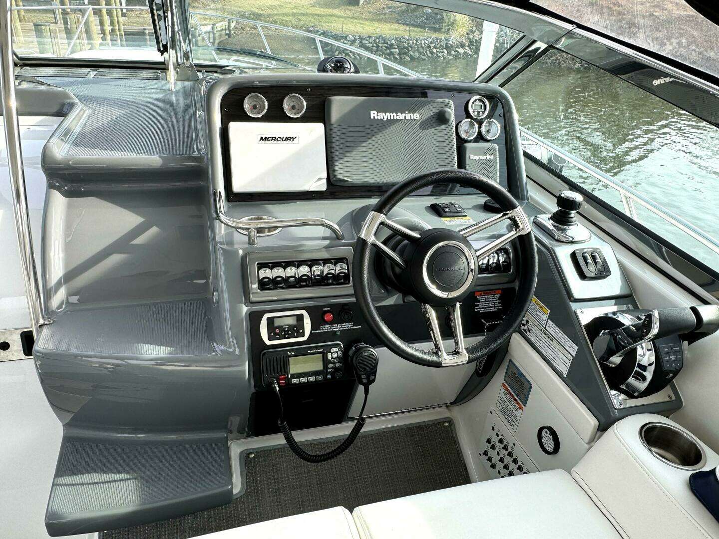 2016 Formula Performance Cruiser - Image 11