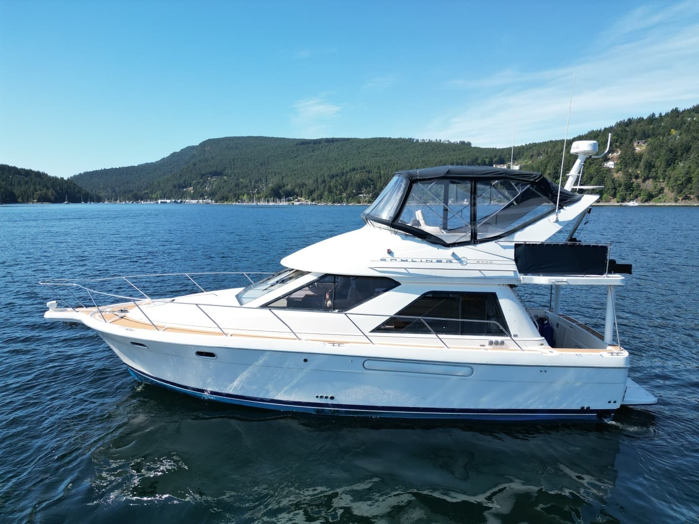 1998 Bayliner 3788 - Image 4