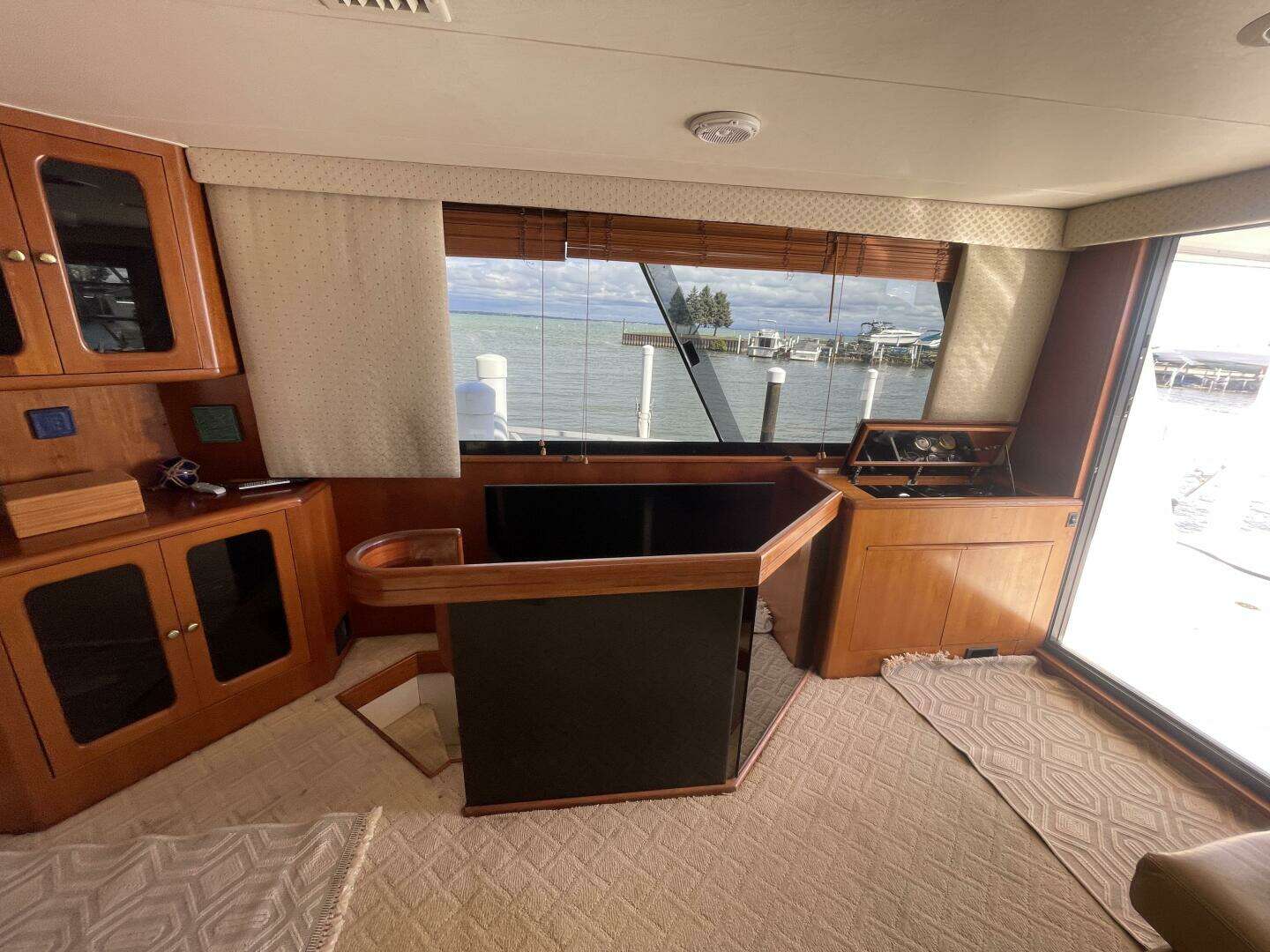 1993 Viking 50 Motor Yacht - Image 45
