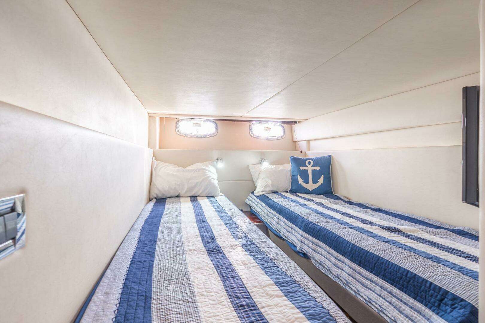2009 Sea Ray 47 Sundancer - Image 20