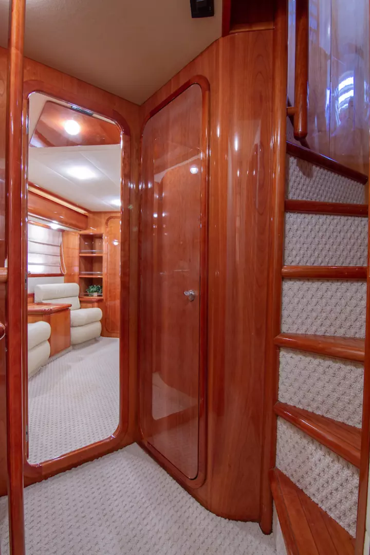 2005 Ferretti Yachts 76 - Image 37