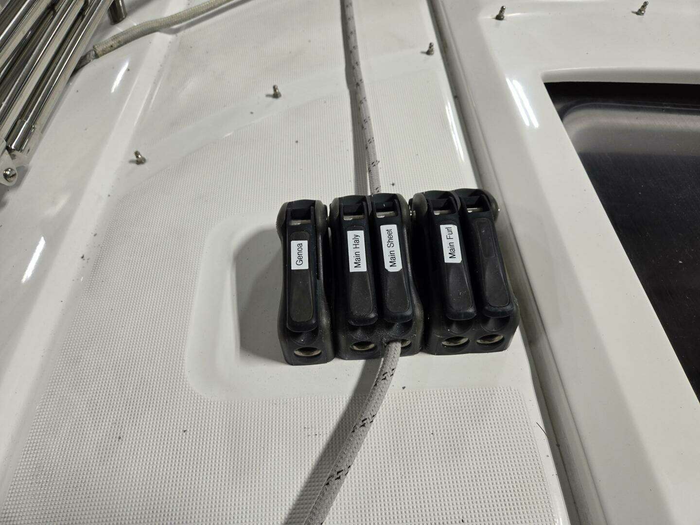 2021 Beneteau Oceanis 30.1 - Image 15