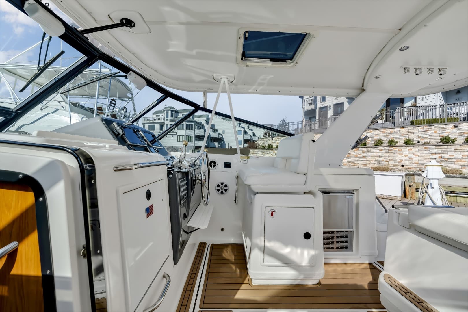2002 Tiara Yachts 4100 Open - Image 29