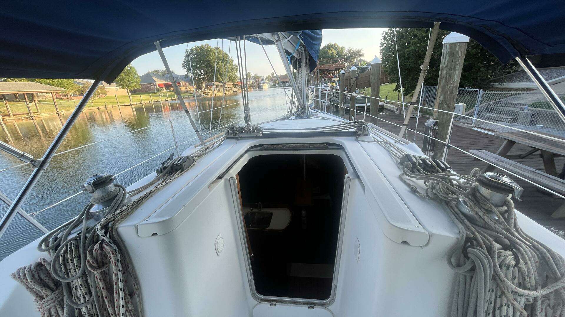 2006 Beneteau Oceanis 323 - Image 12