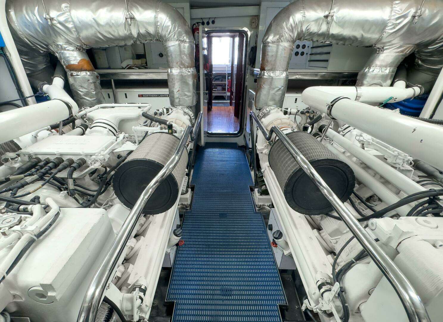 2005 Ocean Alexander 80 motoryacht - Image 113