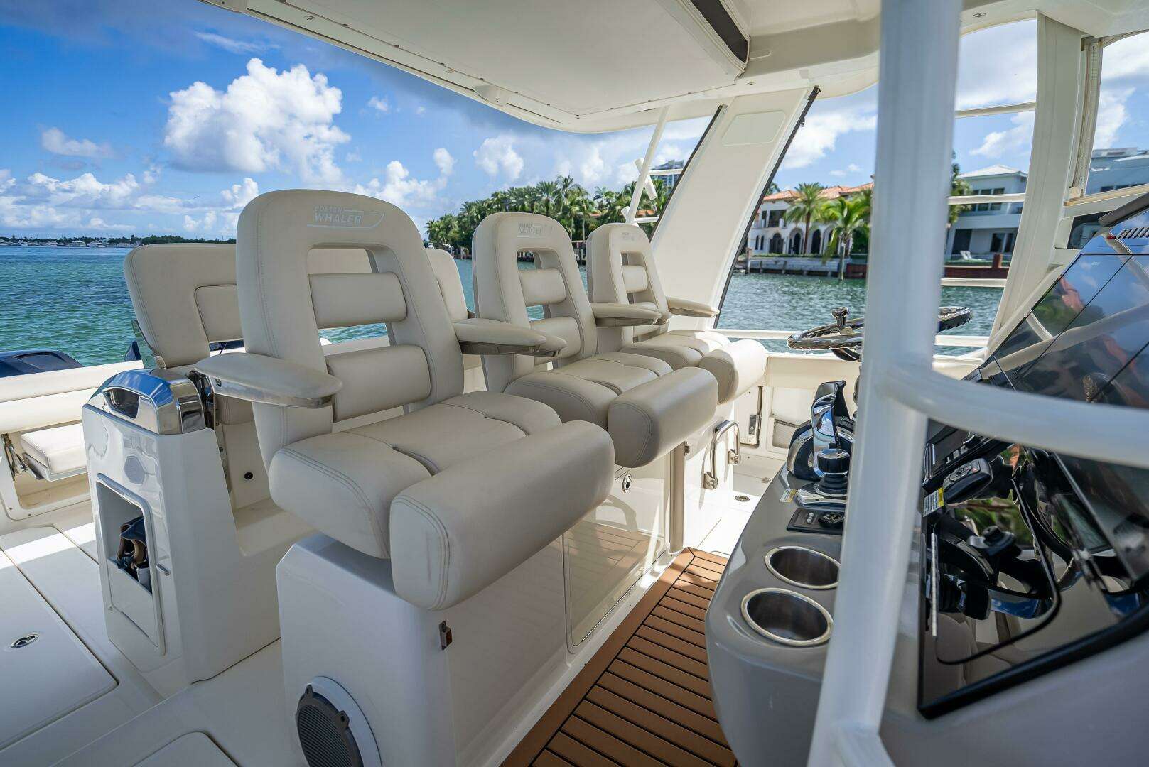 2016 Boston Whaler — - Image 123