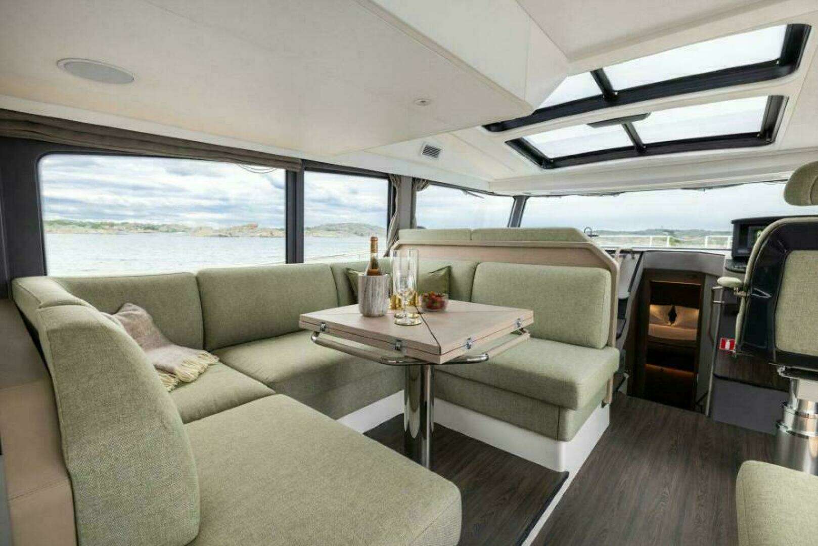 2027 Nimbus 495 Flybridge - Image 8