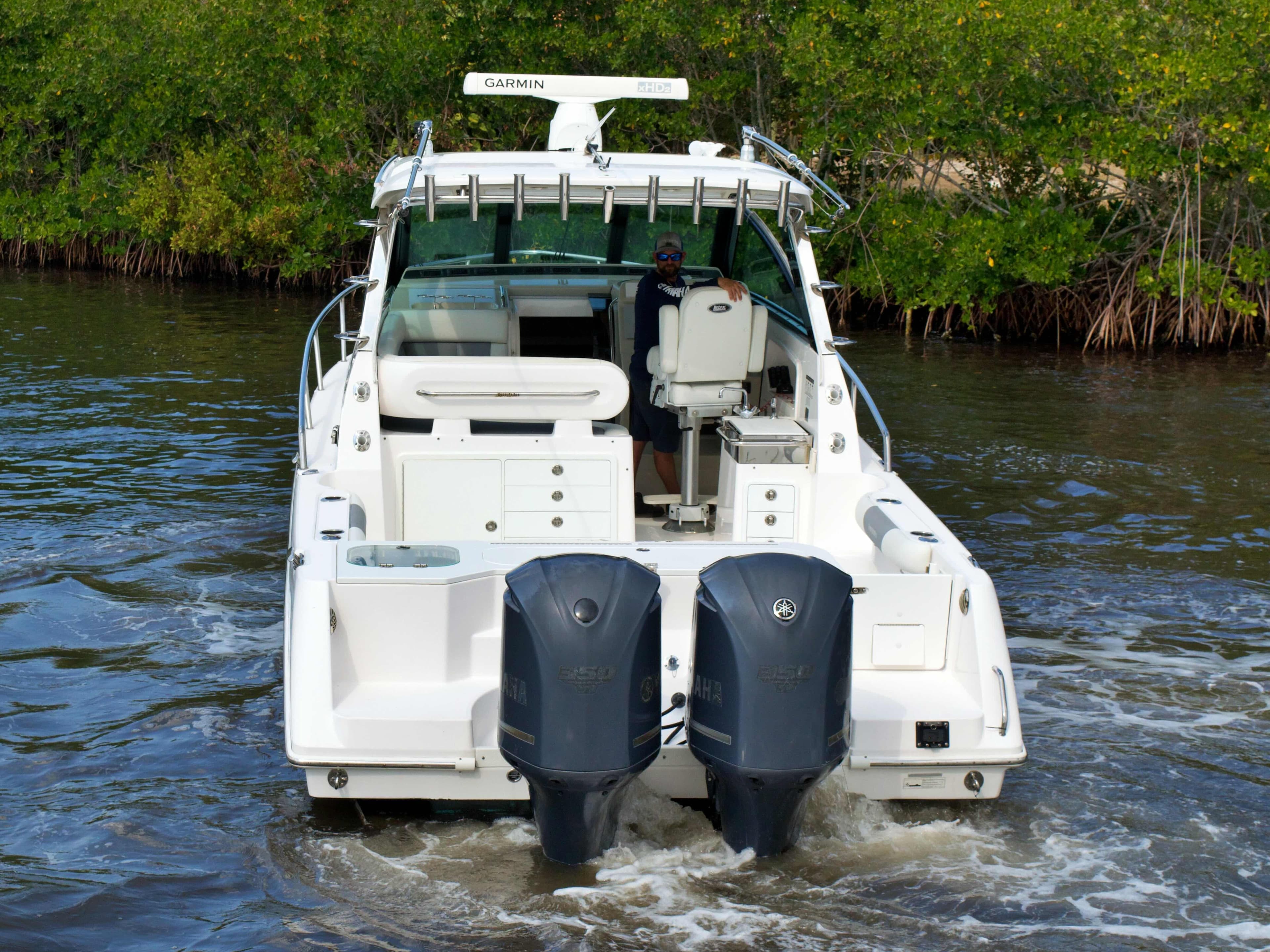 2016 EVERGLADES 320 EX - Image 11