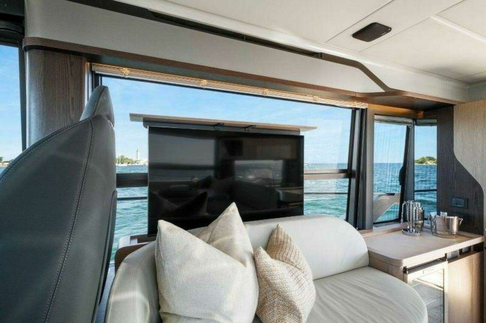 2026 Absolute 48 Coupe - Image 15