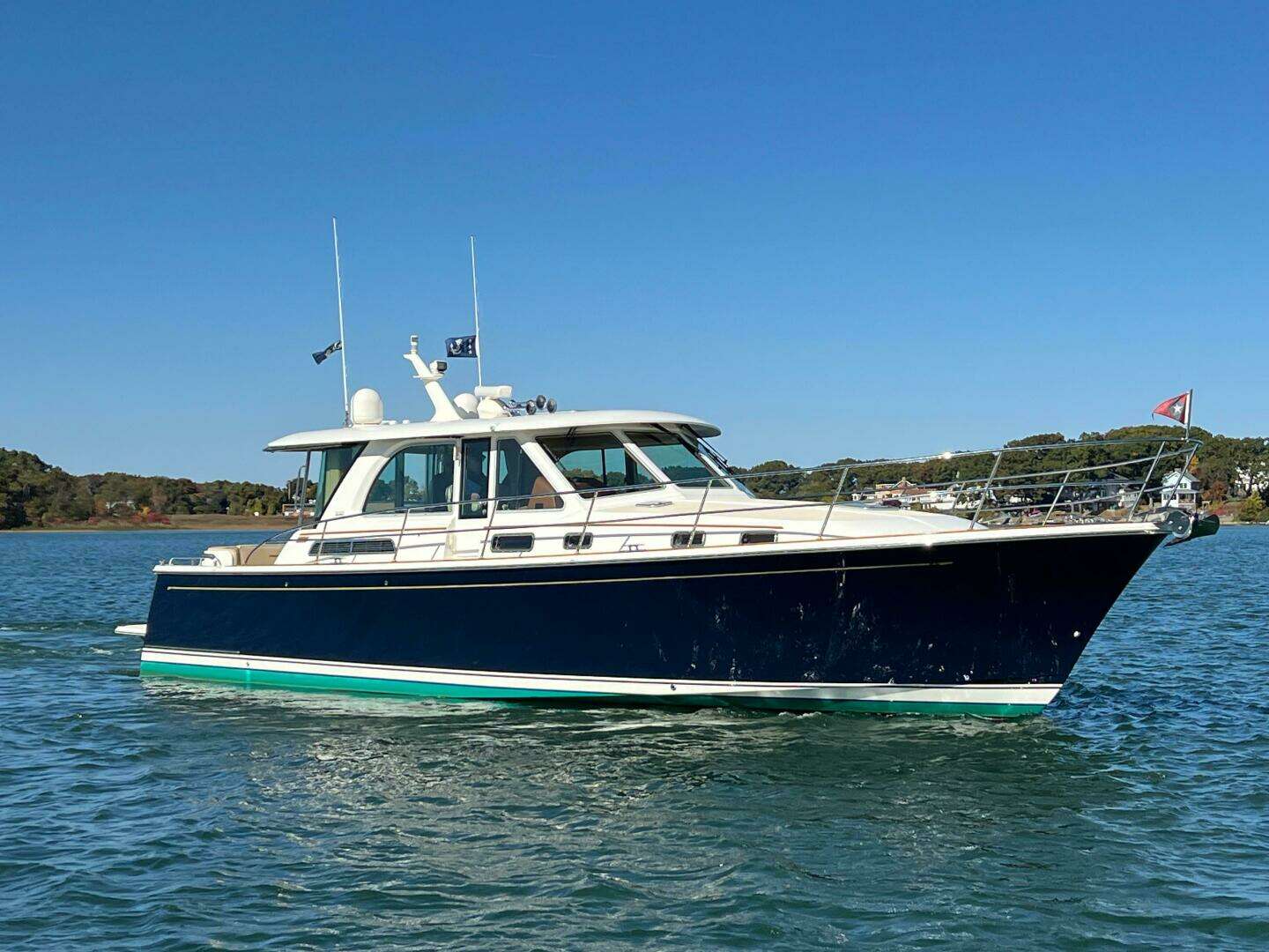2018 Sabre 45 Salon Express - Image 4