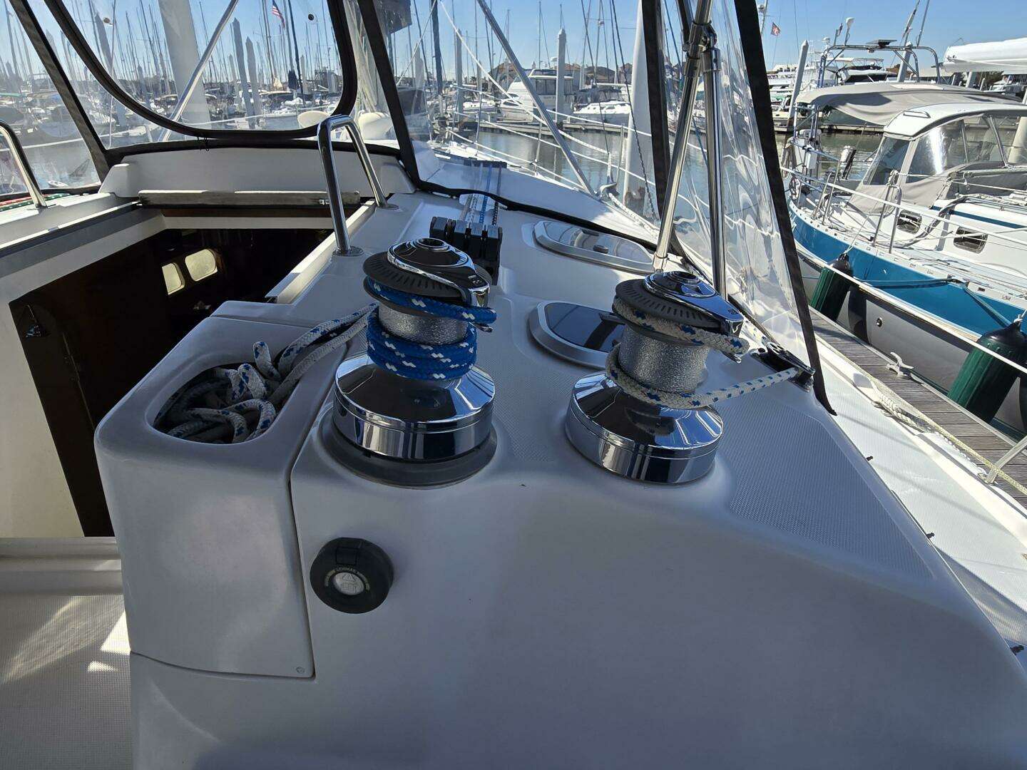 1998 Hunter 410 - Image 20