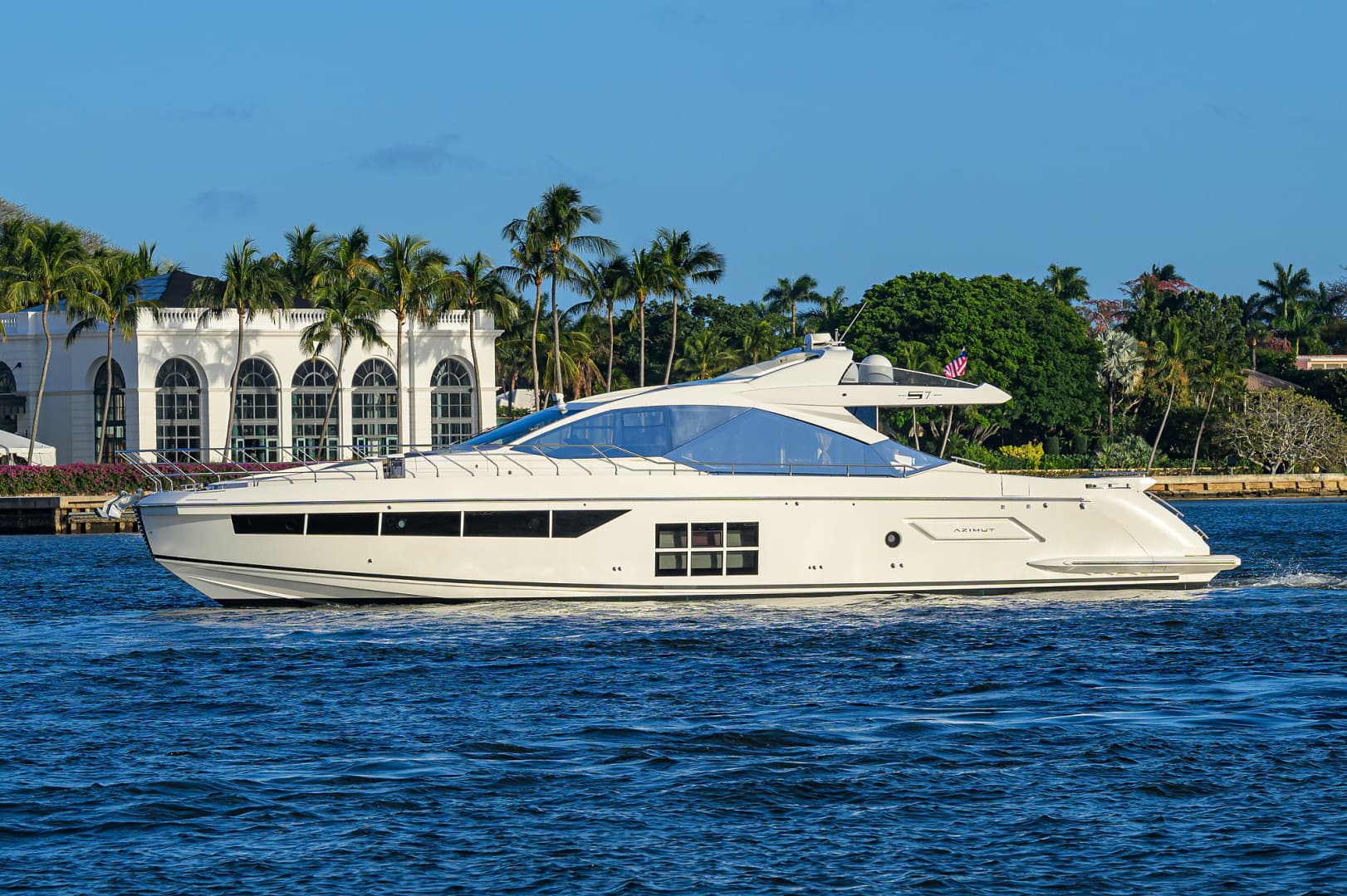 2019 Azimut S7 - Image 3