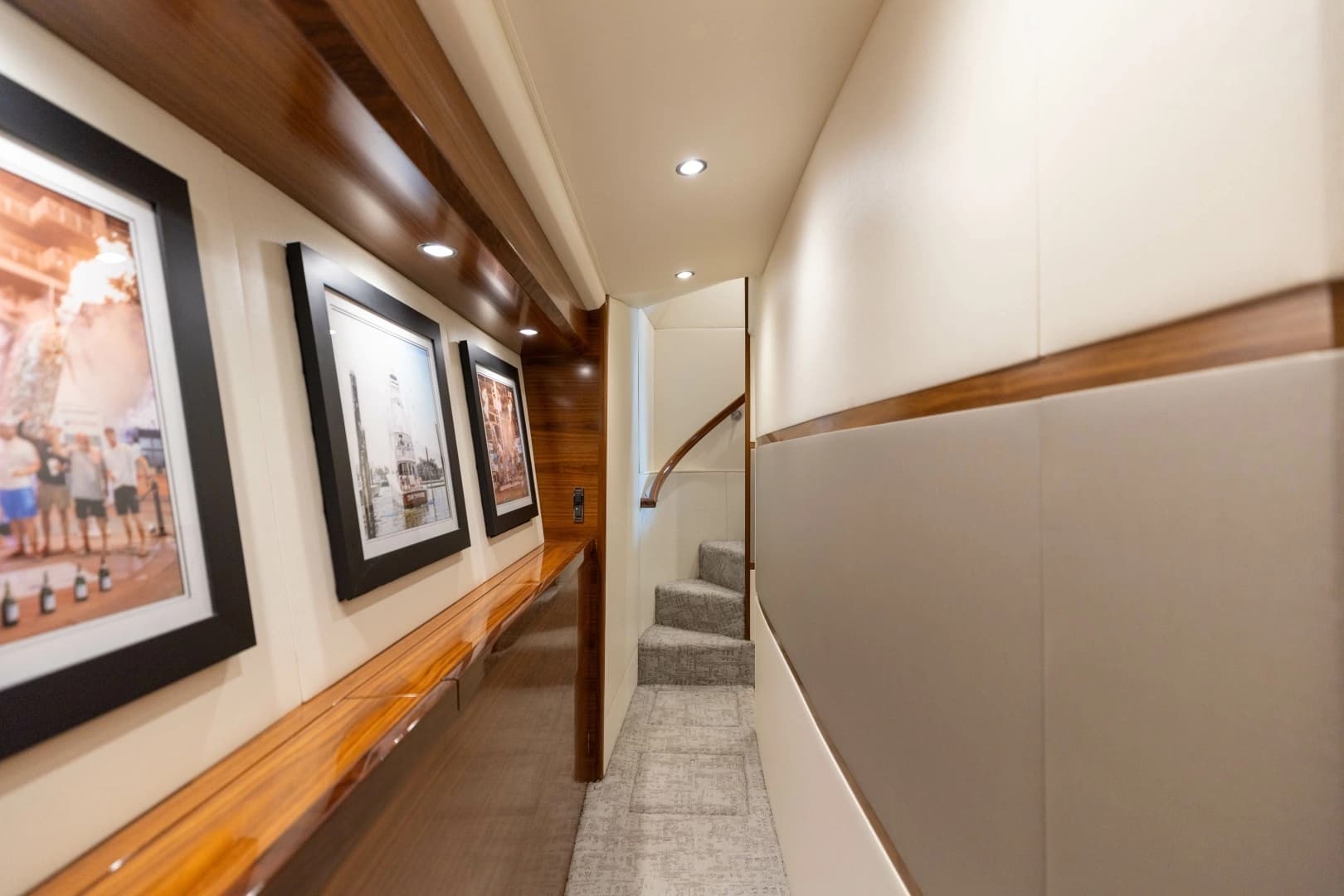 2023 Viking 72 Convertible - Image 29
