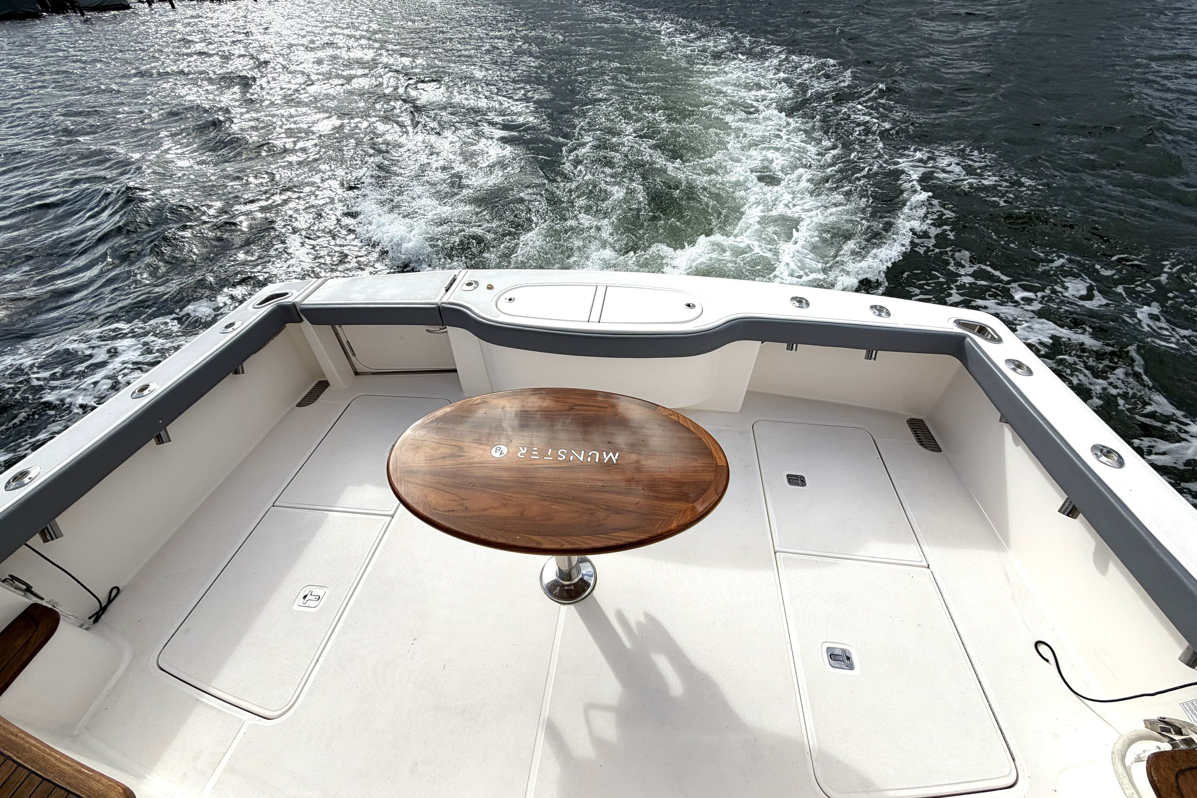 2015 Tiara Yachts 48 Convertible - 11