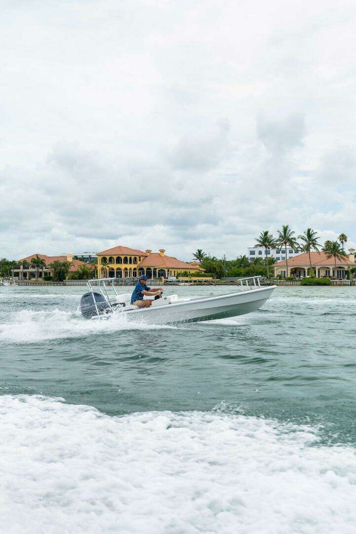 2025 BlueZones Boatworks 16' Flats - Image 43