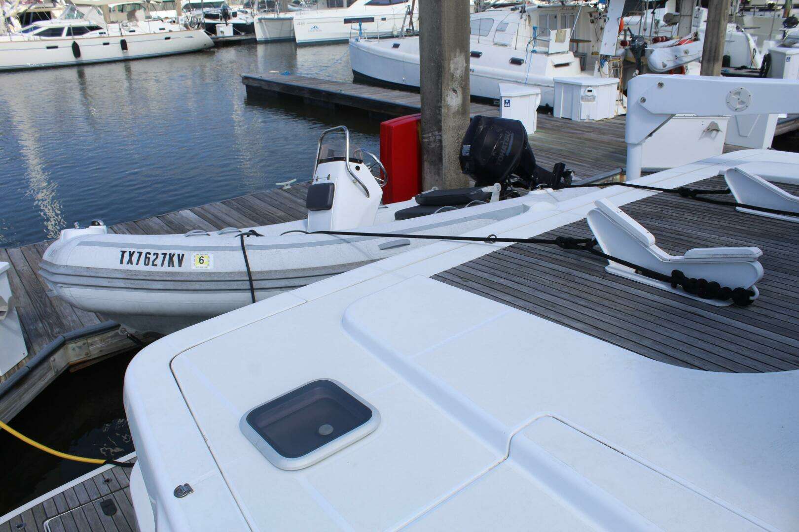 2004 Lagoon 43 Power Cat - Image 37