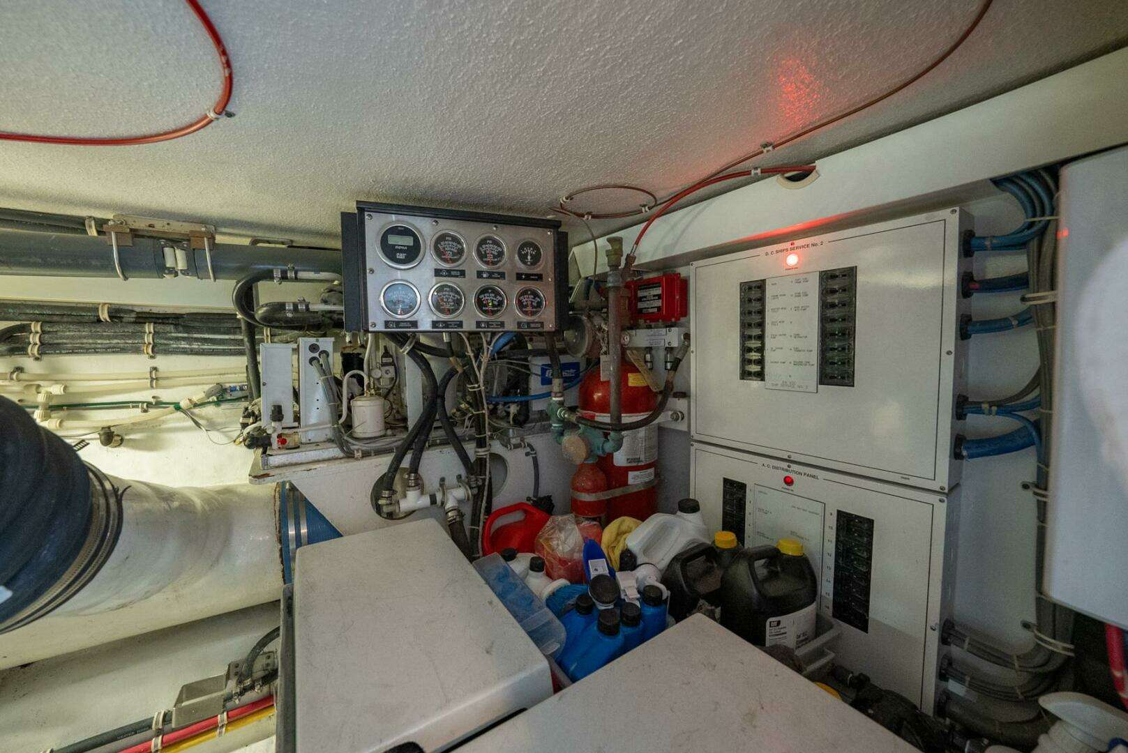 2001 Hatteras 50 Convertible - Image 50