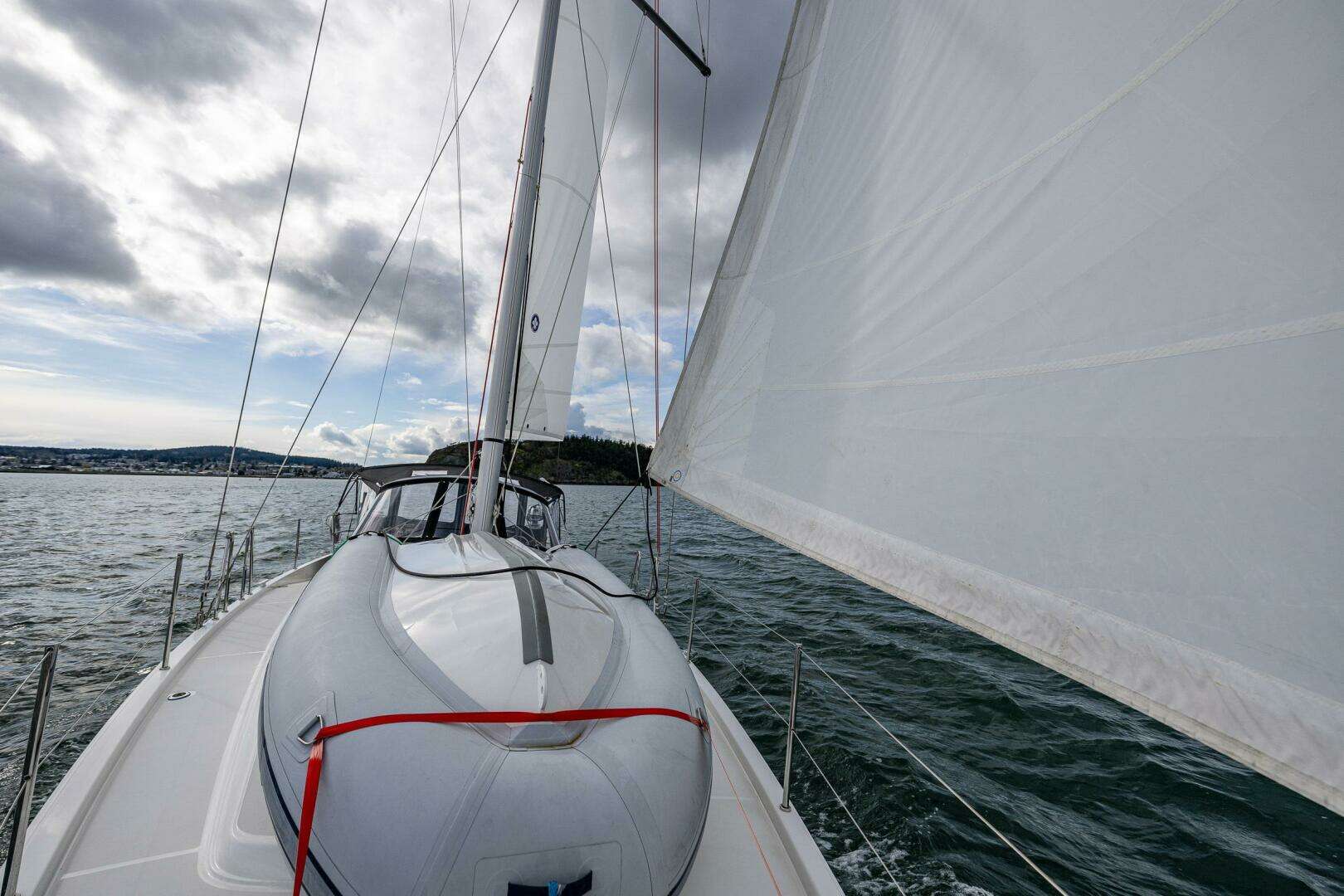 2022 Jeanneau Sun Odyssey 410 - Image 28